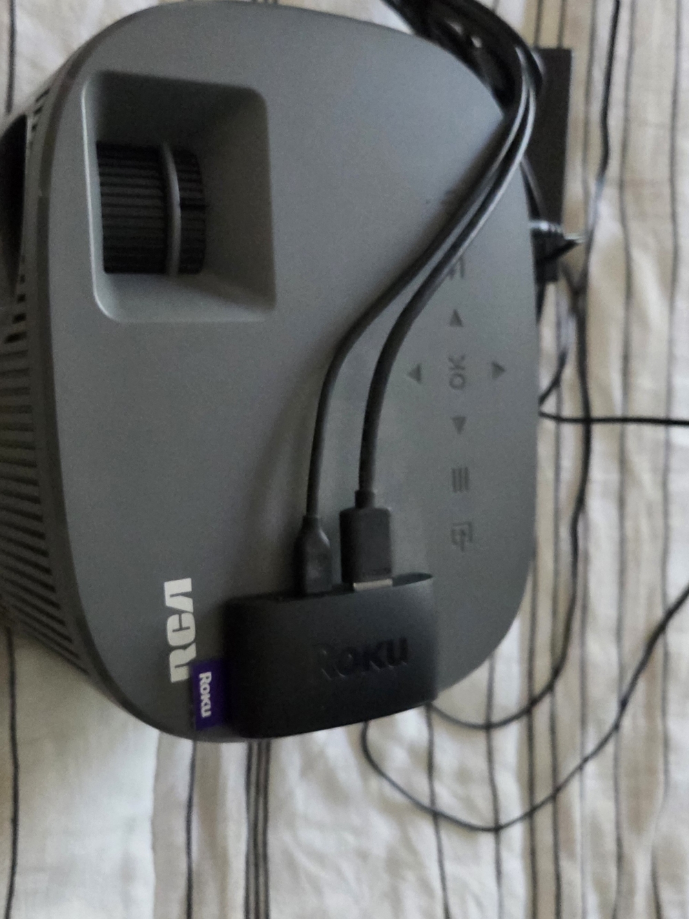 RCA 720P HD Smart Home Theater Projector intended for Roku Streaming device - Picture 2 of 4